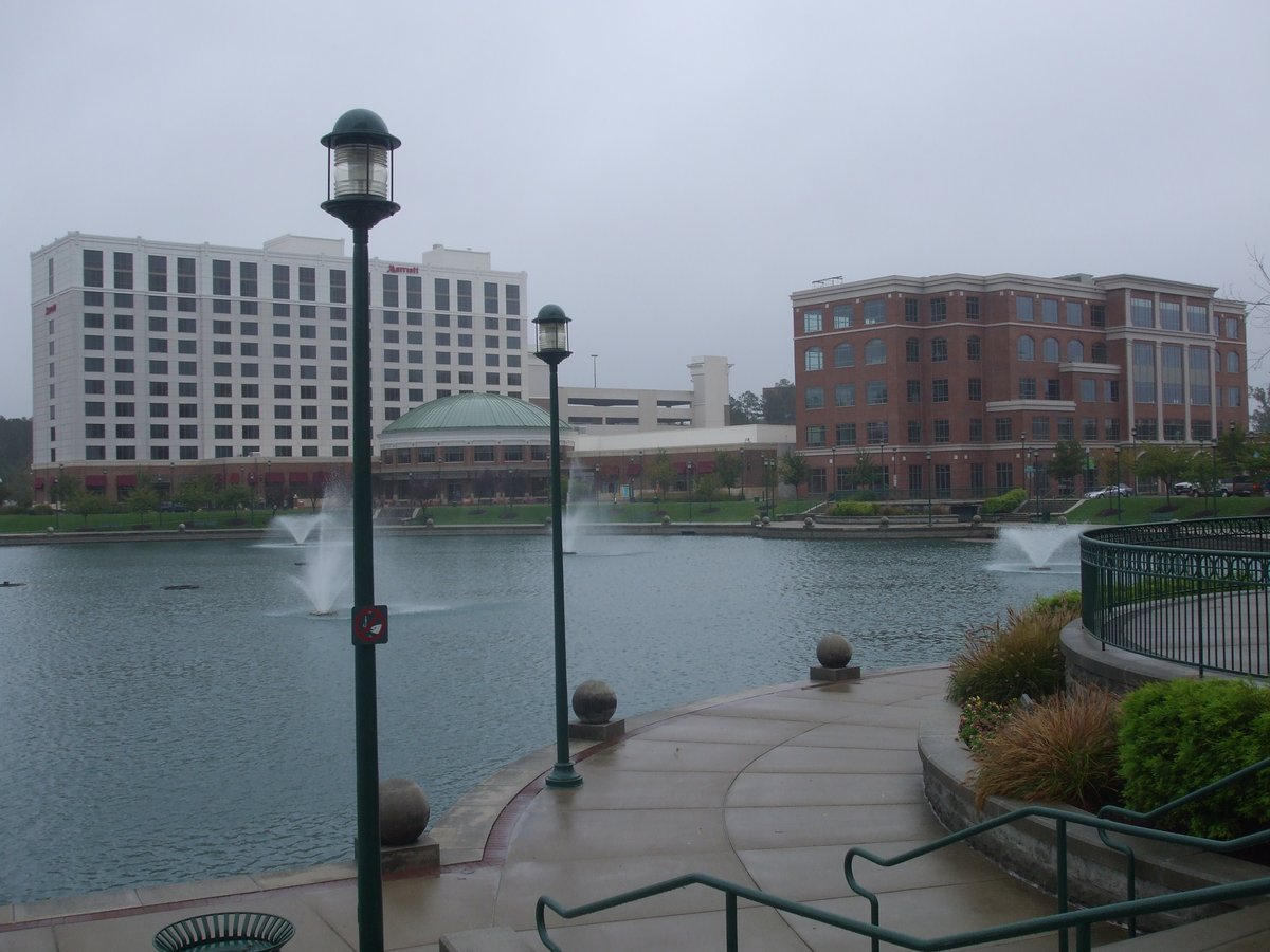 Hilton Village, VA - File:Oyster Point1.jpg - Wikimedia Commons